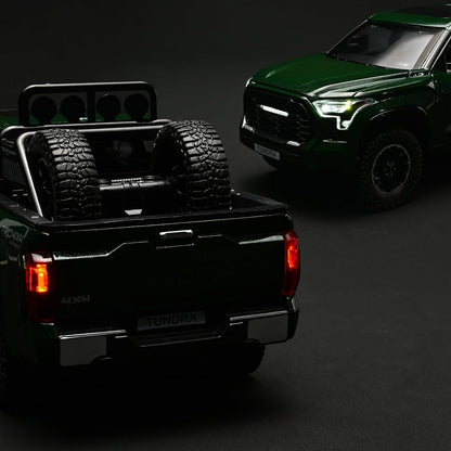 Metal Model Toy Pickup Truck Pull Back Car Model with Light and Sound (scale1:24)