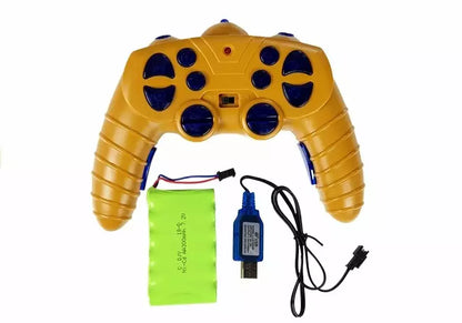 Large excavator with remote control, with LED lighting, a moveable arm, and a metal bulldozer